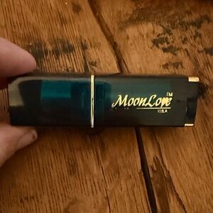 Moon Lovd Lipstick - 33 Cream Plum